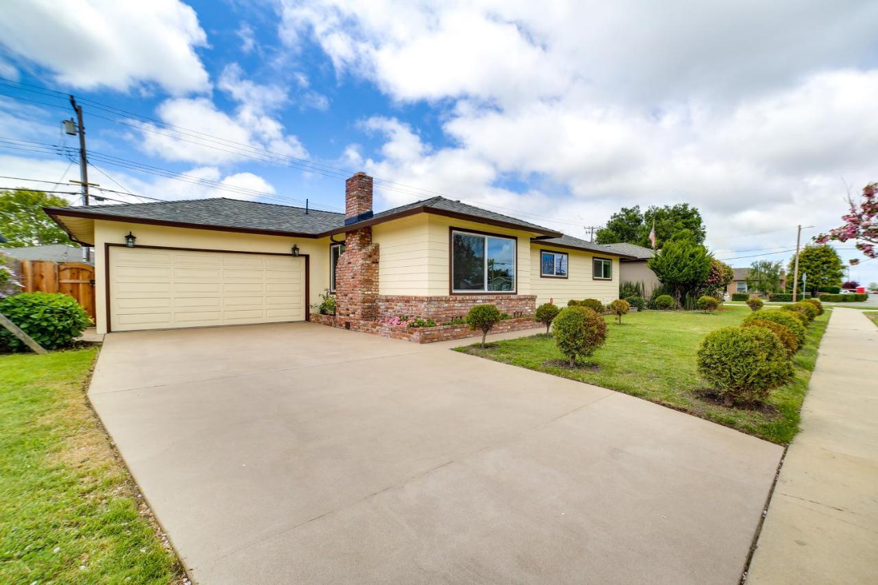 Salinas Home With Pool - Near Weathertech Raceway! Ngoại thất bức ảnh